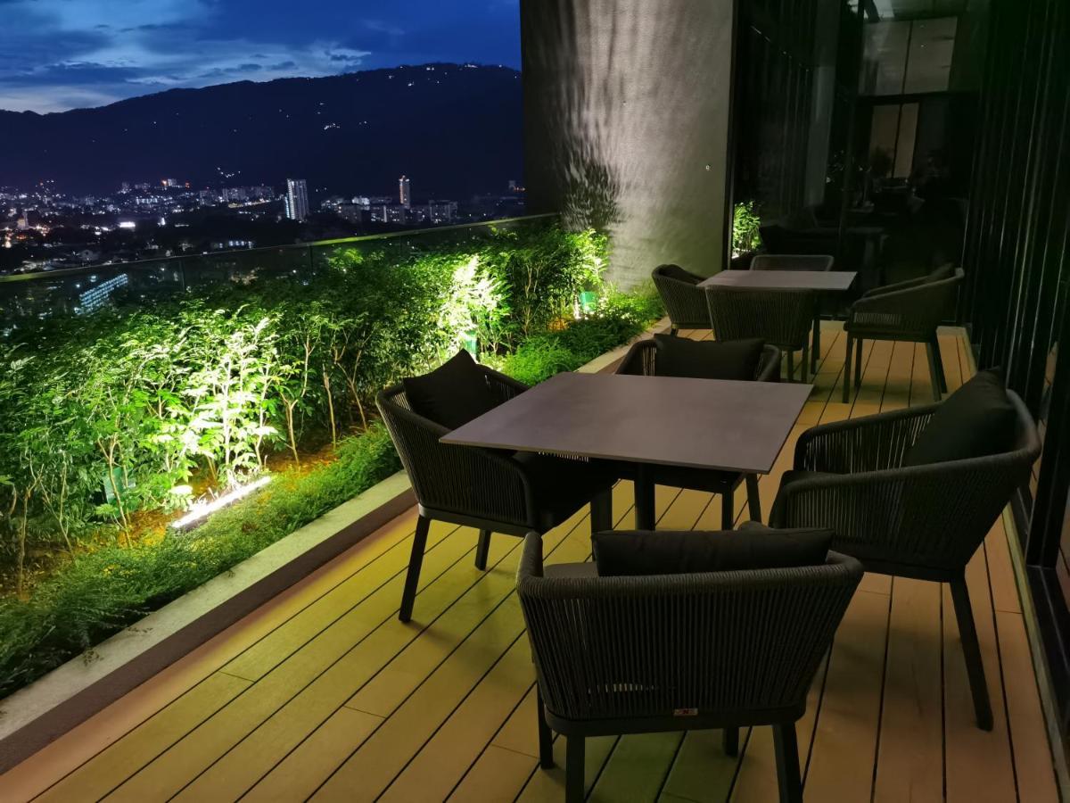Beacon Exec Suites# Msg Chair#Disney Hotstar George Town Eksteriør billede